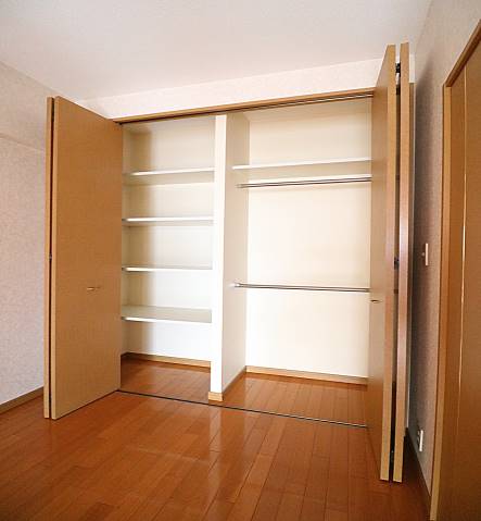 大容量収納スペース付きです