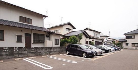 駐車場も空きがあります。