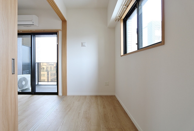 こちらは寝室にどうぞ