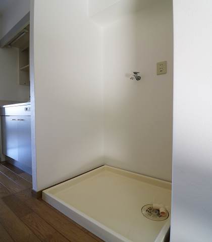 洗濯機は室内に置くことができます。