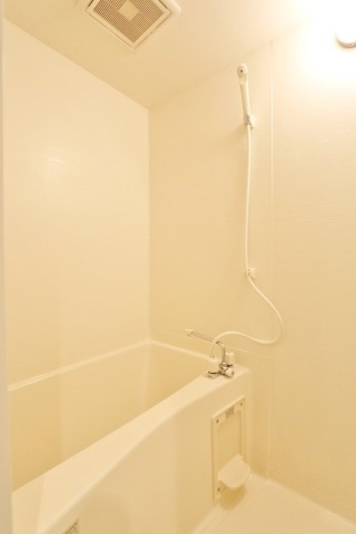 ゆったり湯船に浸かれますよ