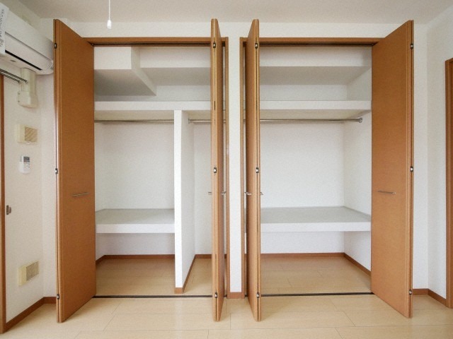 収納たっぷりで服が多い方でも安心！