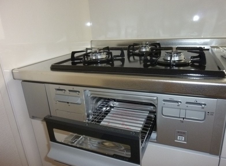 嬉しいグリル付きです