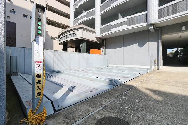 敷地内駐輪場ございます♪