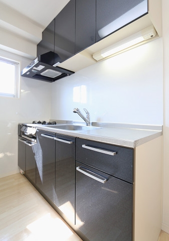 調理スペースも広々、料理も捗りますね