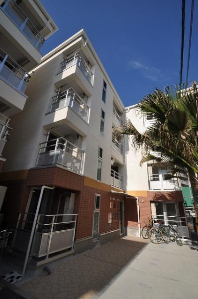 オシャレな外観ですね