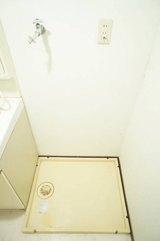 洗濯機置き場はこちらです。