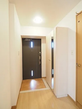 玄関も十分な広さです