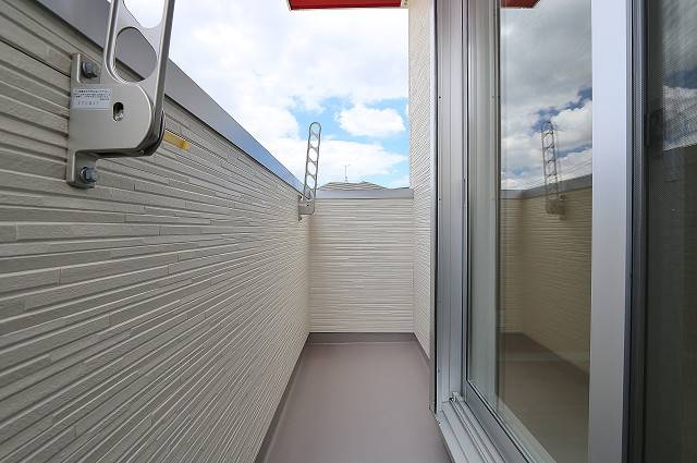 天気の良い日の洗濯物はこちらで