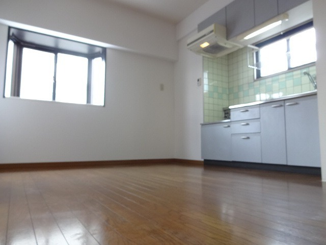 広々リビングでゆったりくつろげます