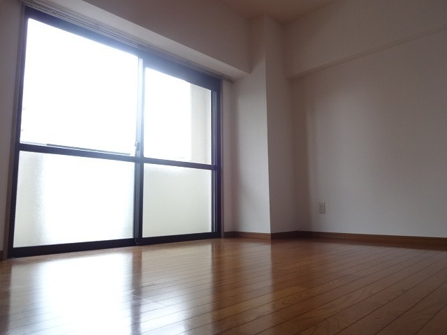 陽も入り明るいですね