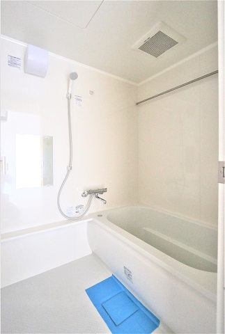 日々の疲れを癒せるバスルームです