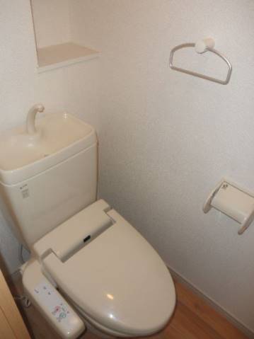 ウォシュレット付きで嬉しいですね。