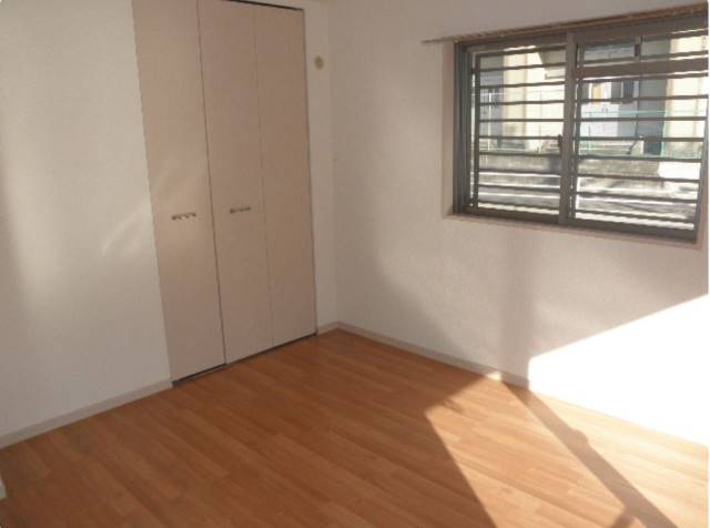 こちら寝室にいかがでしょうか。