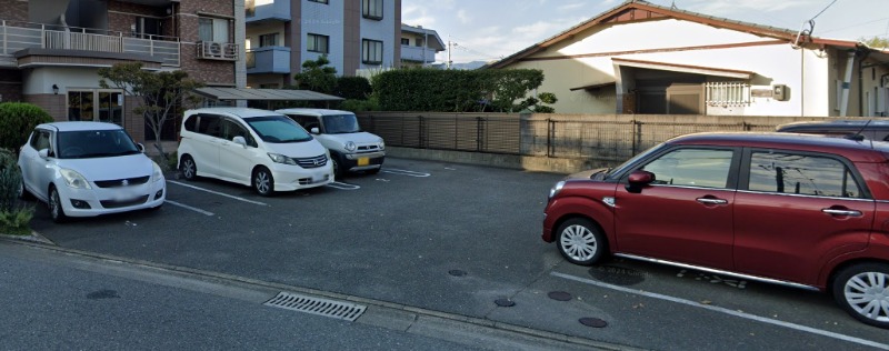 駐車場もございます。