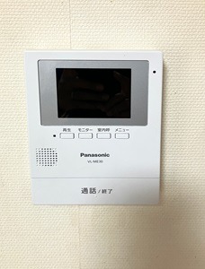 モニター付きインターホンで安心です
