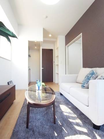 間取りや内装は現状を優先とします