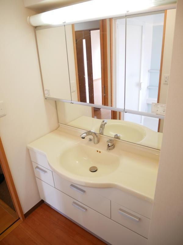 お出かけ前の支度はこちらでされてください