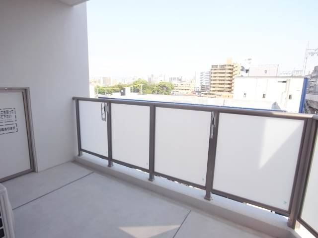 間取りや内装は現状を優先とします