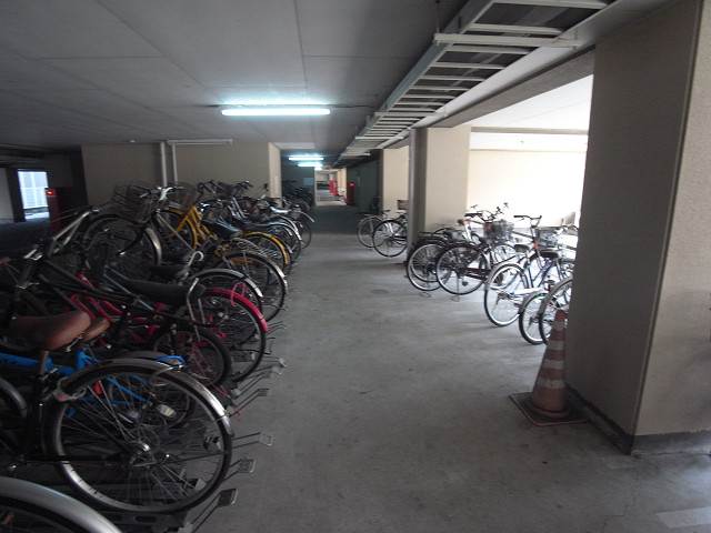 駐輪場あります