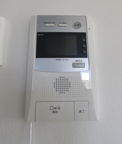 モニター付きオートロックで安心ですね