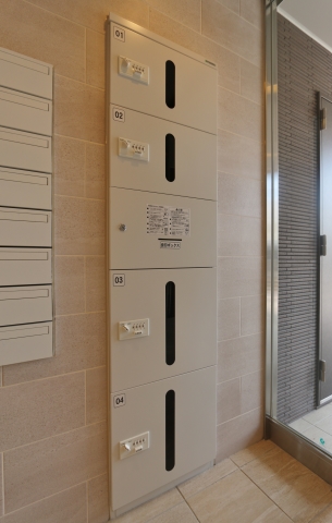 宅配ボックスで留守の間も安心ですね