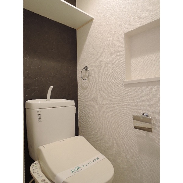 嬉しい温水洗浄便座機能付き