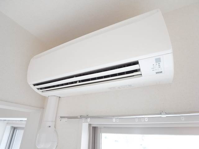 エアコン付きで年中快適に過ごせます