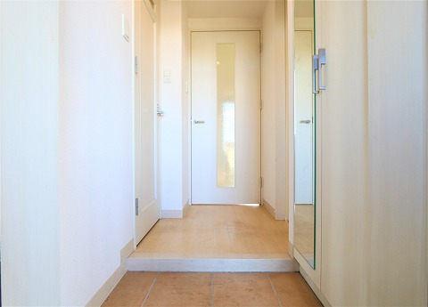 玄関収納も充実しています