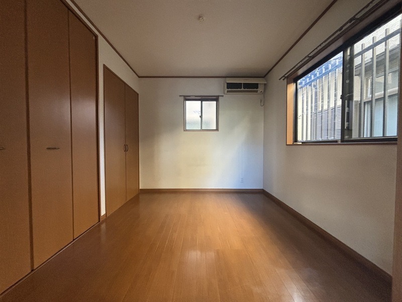 こちら寝室にいかがでしょうか。