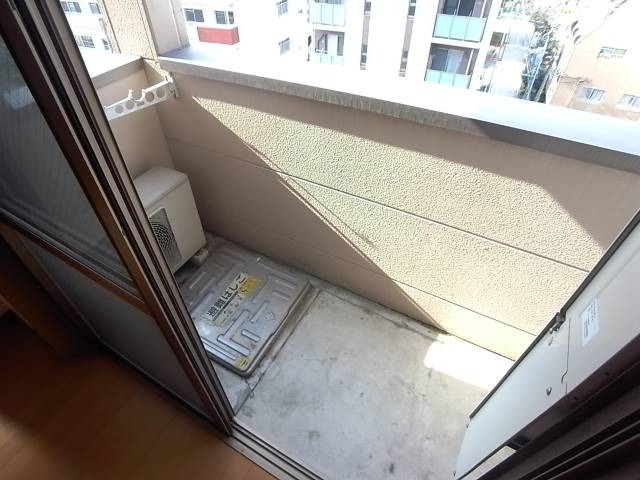 バルコニー付き。