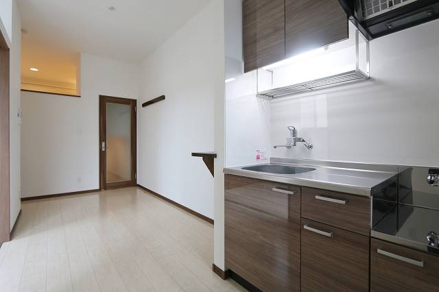 調理スペースも広々、料理もはかどりそうですね