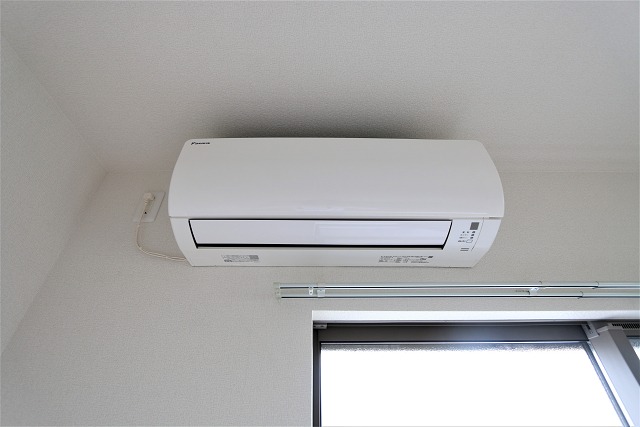 エアコン付きで年中快適に過ごせます