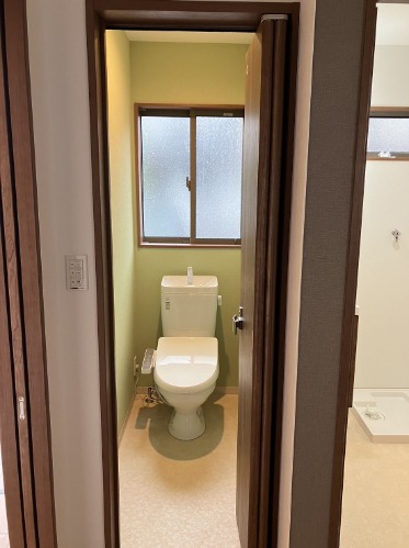 清潔感のあるトイレです