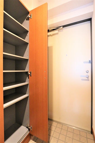 シューズボックスもたっぷり収納できます