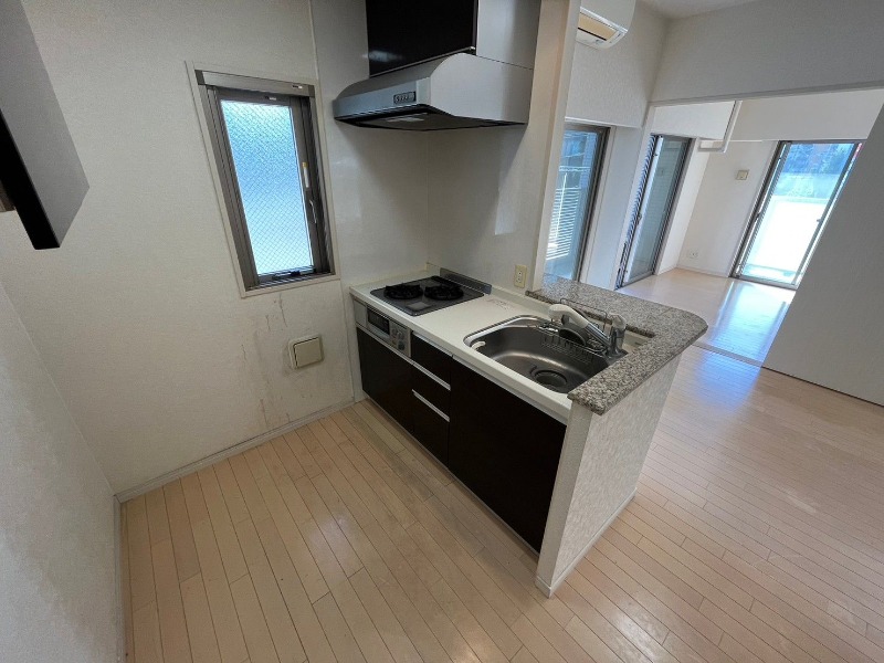 ２口コンロのシステムキッチンです