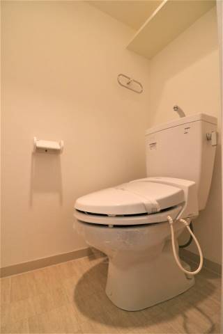 ウォシュレット完備。