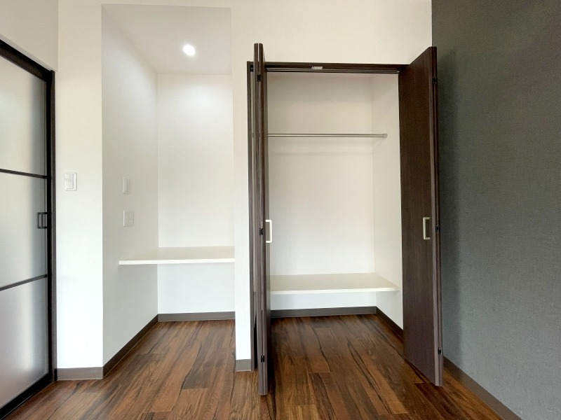 室内洗濯機置場あります。