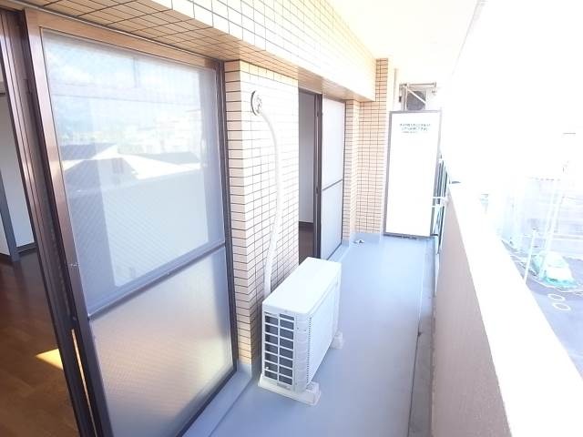 洗濯物はこちらでどうぞ。