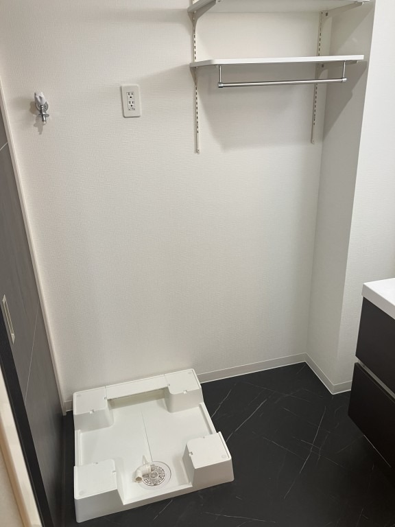 洗濯機はもちろん室内です