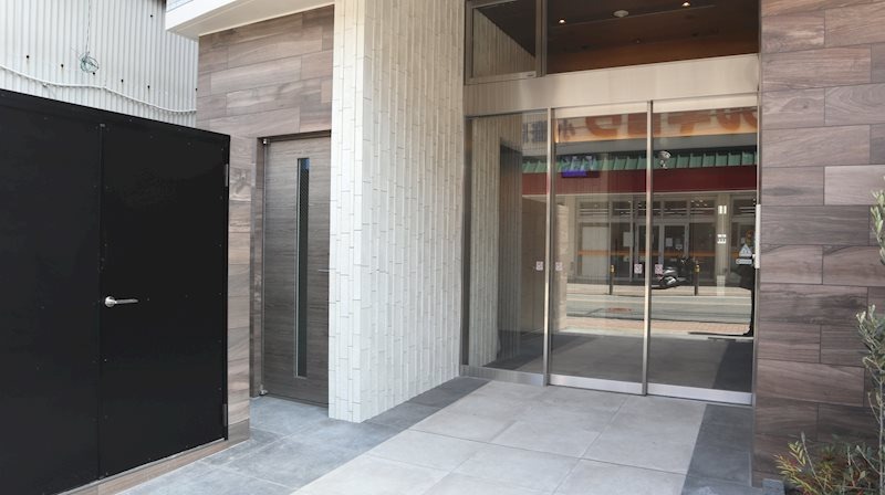 オシャレなエントランスです