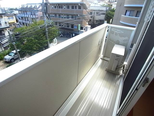 洗濯物はこちらへどうぞ。