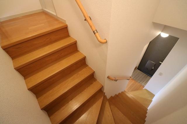 玄関はこのようになっています。