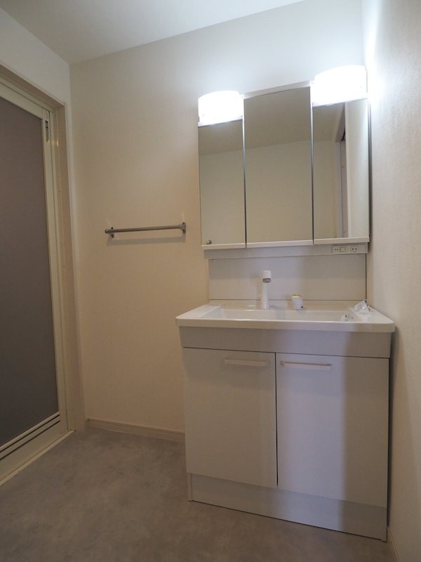 お出かけ前の身支度はこちらでバッチリ