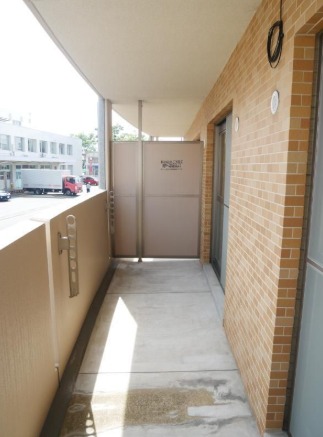 洗濯物はこちらへどうぞ。