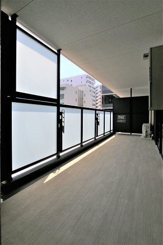 広々バルコニーはいろんな用途で使えますね