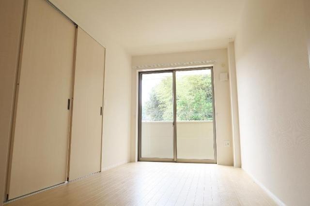 寝室にいかがでしょうか。