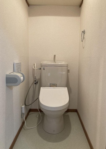 温水洗浄便座付きです