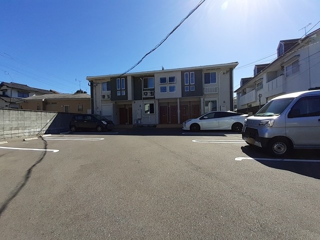 敷地内駐車場もございます。