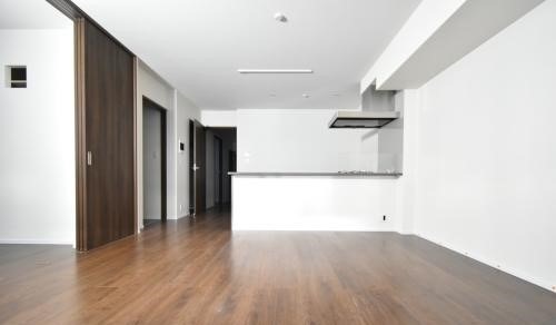 日当たり良好なリビングで年中快適に過ごせますね